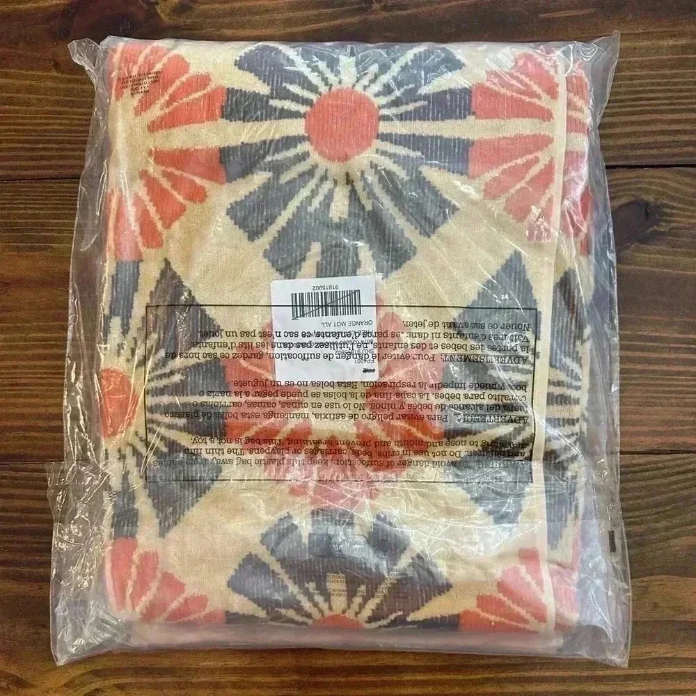 NWT Free People free-est Matchmaker Beach Towel